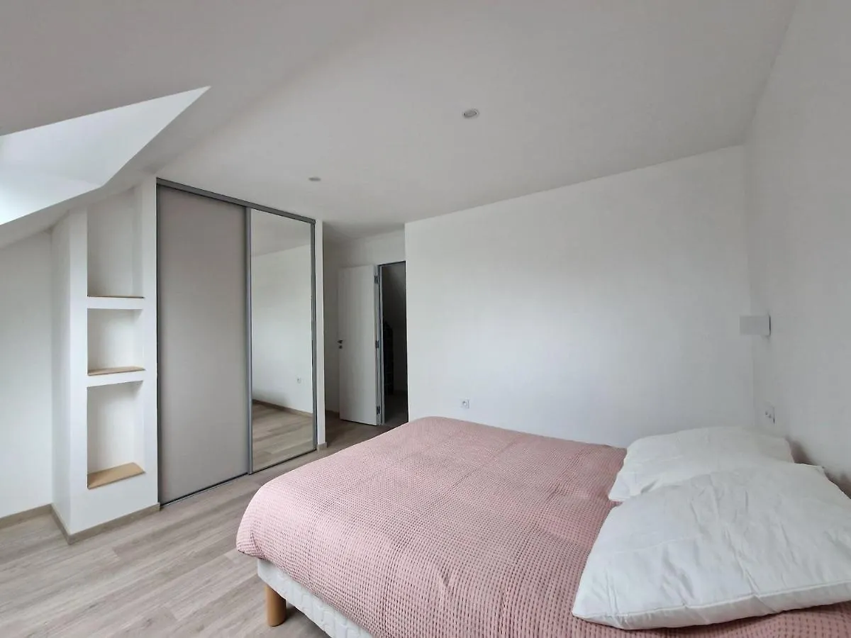 Premium Holiday Home Close To The Coast Ploumilliau